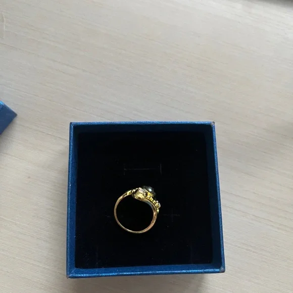 Vintage Art Deco Gold and Green Ring size 6 - Picture 4 of 4